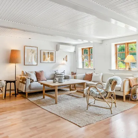 Holiday home Cozy In With Kitchen Allinge-Sandvig
