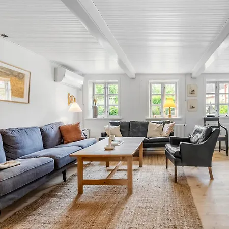 Cozy In With Kitchen Holiday home Allinge-Sandvig