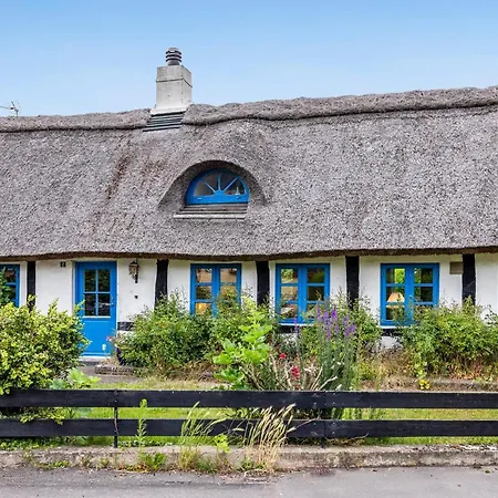 Cozy In With Kitchen Holiday home